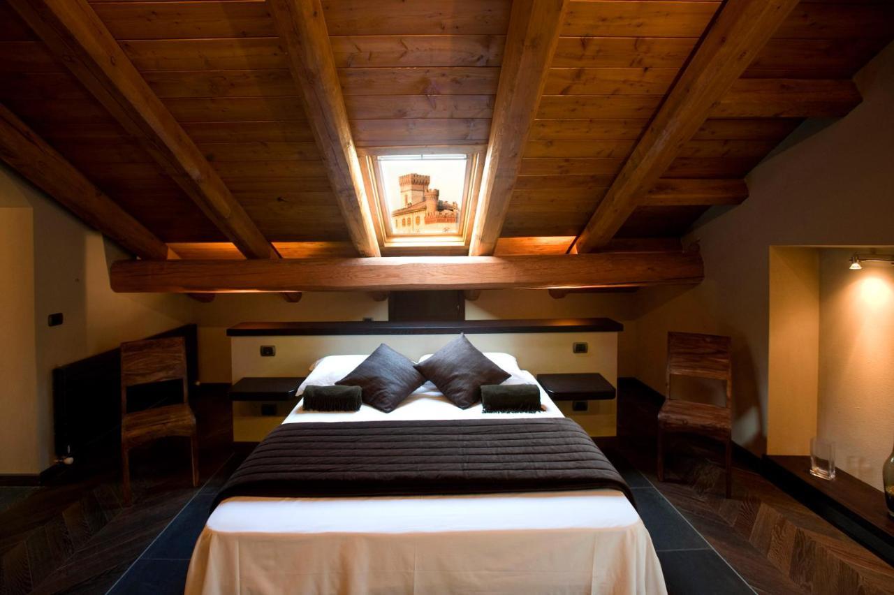 Casa Svizzera Agriturismo Barolo Exterior photo