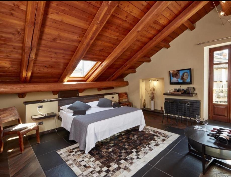 Casa Svizzera Agriturismo Barolo Exterior photo